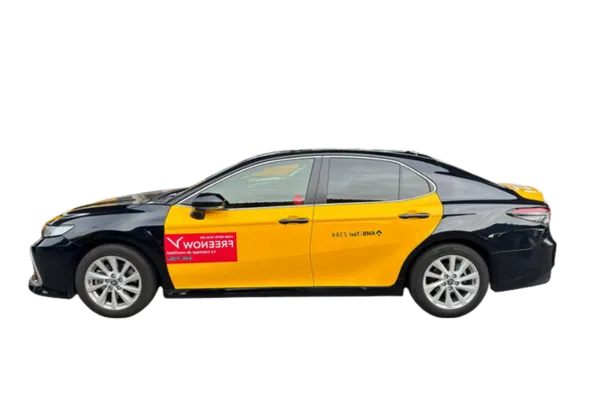 taxi toyota camry barcelona (1)